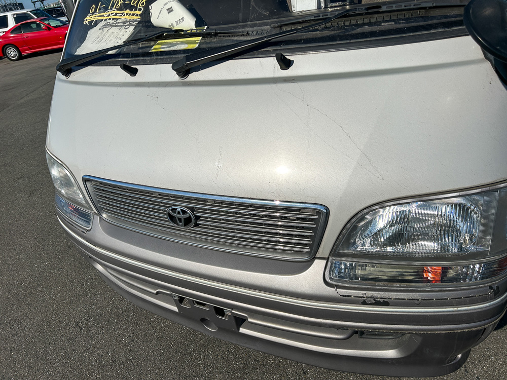 1998 Toyota Hiace