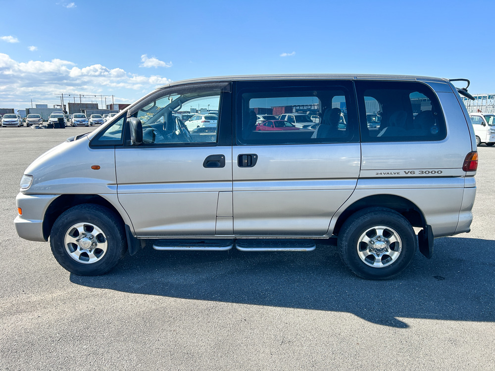 1997 Mitsubishi Delica Silver For Sale Quebec