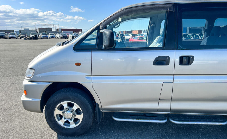 1997 Mitsubishi Delica