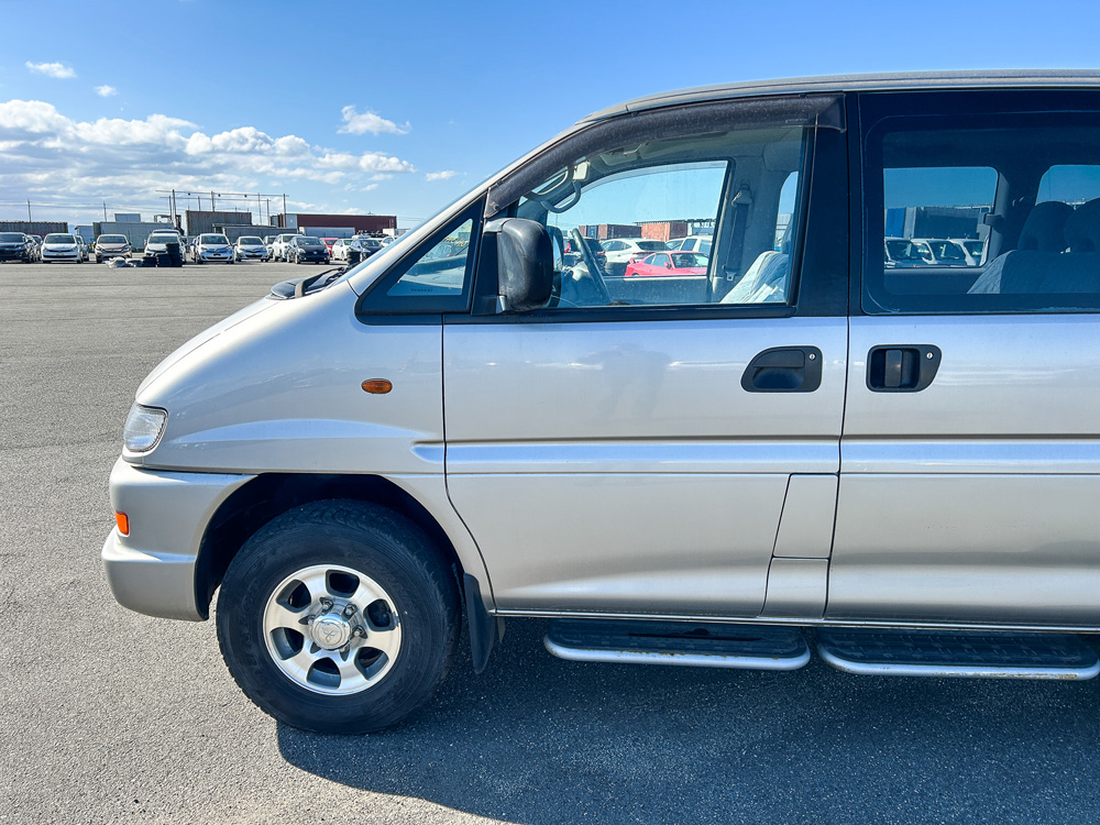 1997 Mitsubishi Delica Silver For Sale Quebec