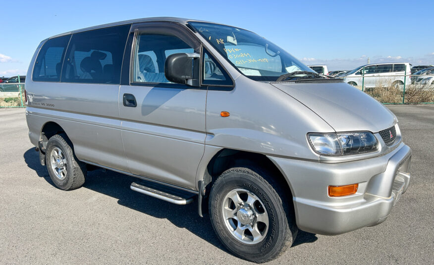 1997 Mitsubishi Delica