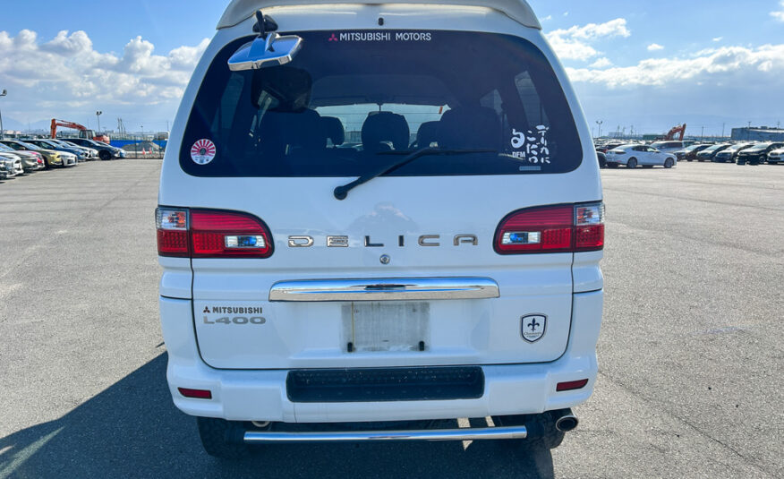 1999 Mitsubishi Delica