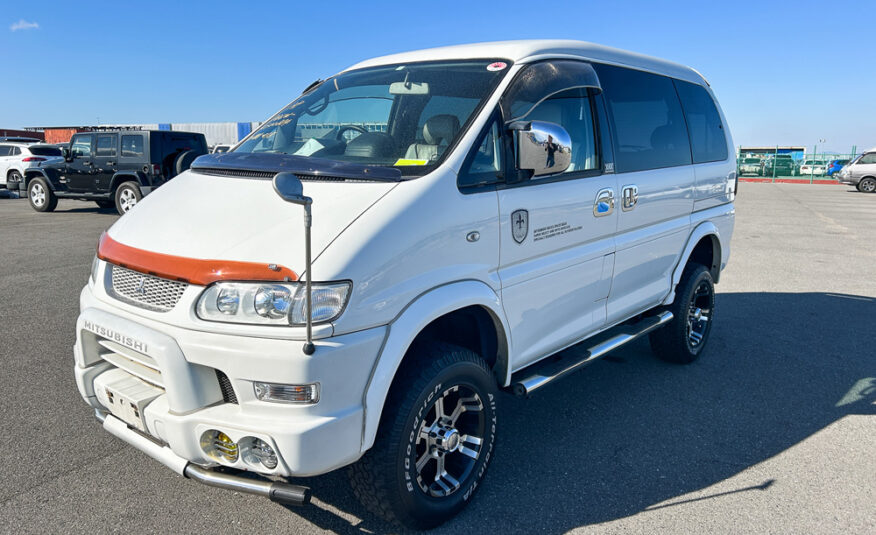 1999 Mitsubishi Delica