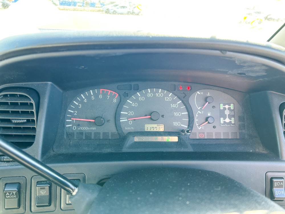 1999 Mitsubishi Delica