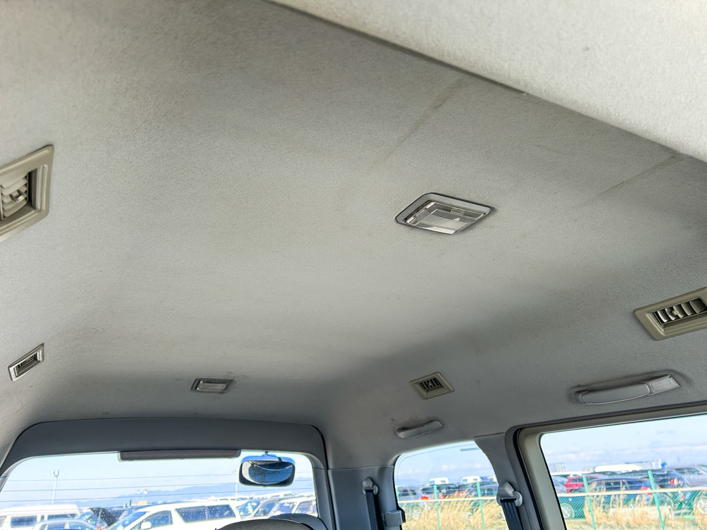 1999 Mitsubishi Delica
