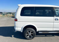 1999 Mitsubishi Delica