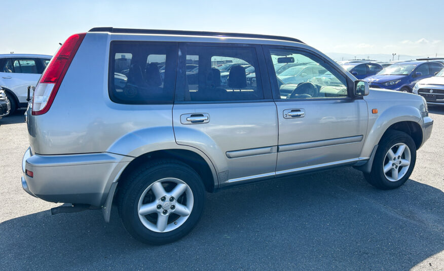 2000 Nissan X-Trail JDM SUV