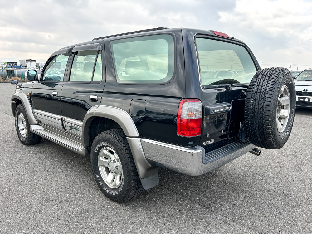 2000 Toyota Hilux Surf JDM Car