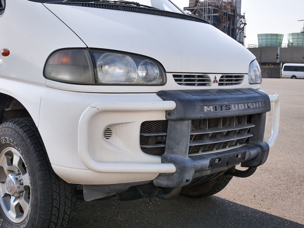 1995 Mitsubishi Delica
