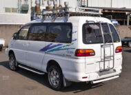 1995 Mitsubishi Delica Van 4x4 Rear View