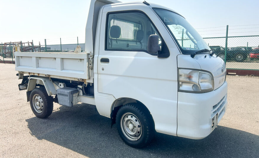 2005 Daihatsu Hijet Right Side