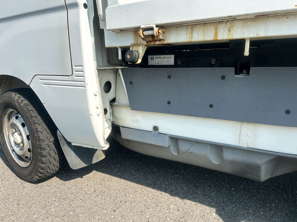 2005 Daihatsu Hijet Left Side