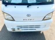 2005 Daihatsu Hijet Front Side