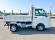 2005 Daihatsu Hijet Right Side