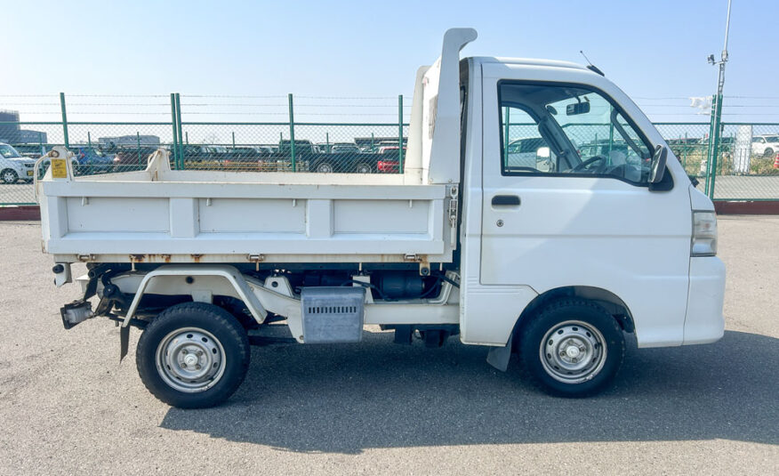 2005 Daihatsu Hijet Right Side