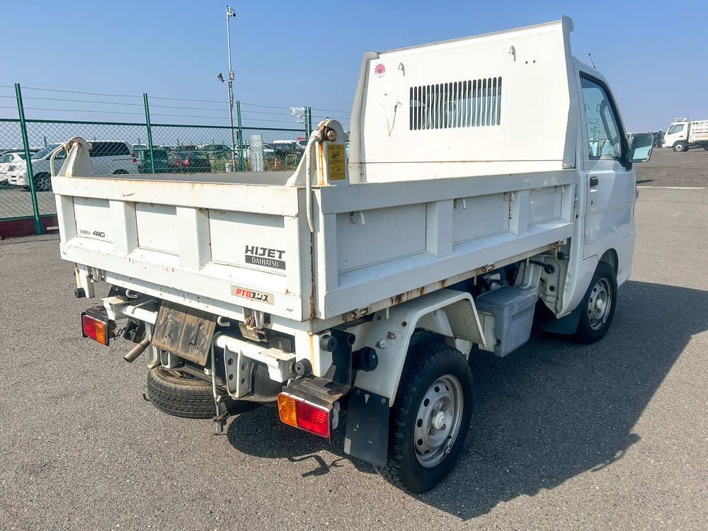 2005 Daihatsu Hijet Right Side