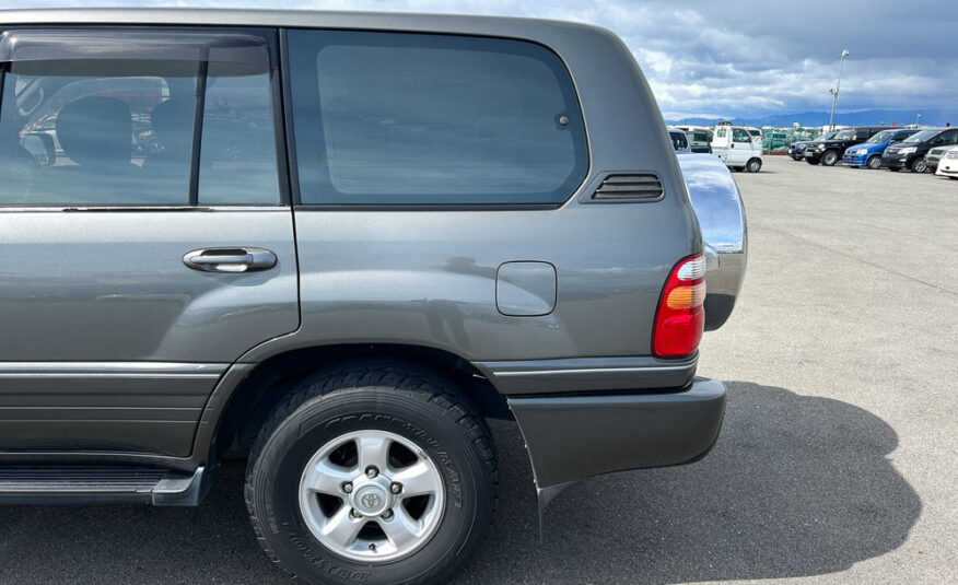 2001 Toyota Land Cruiser