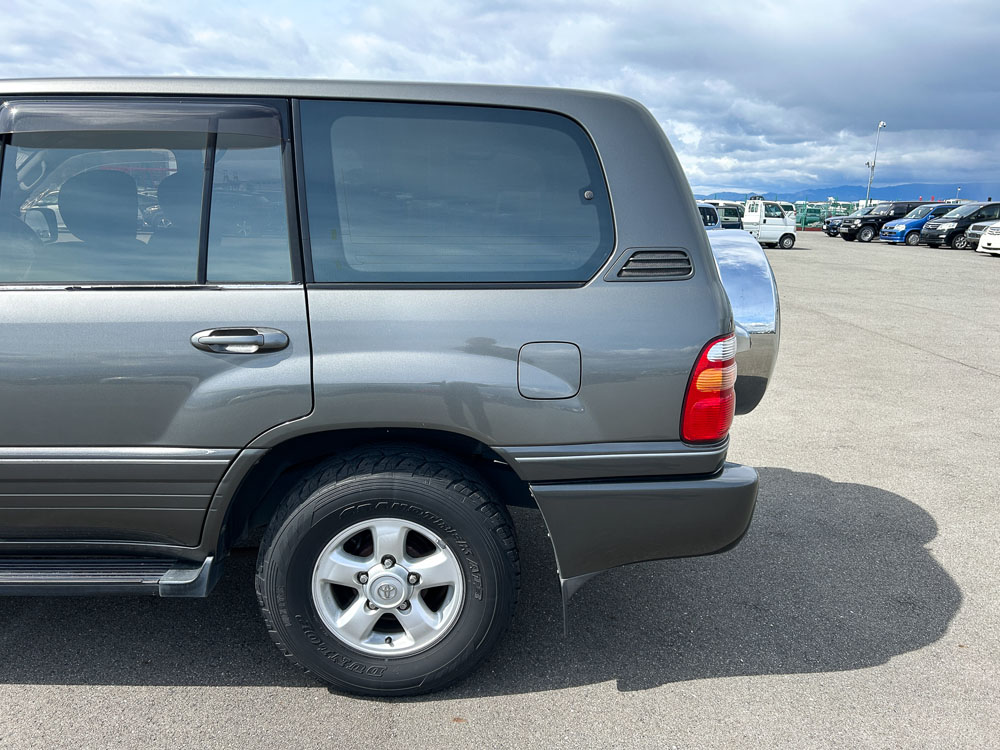 2001 Toyota Land Cruiser