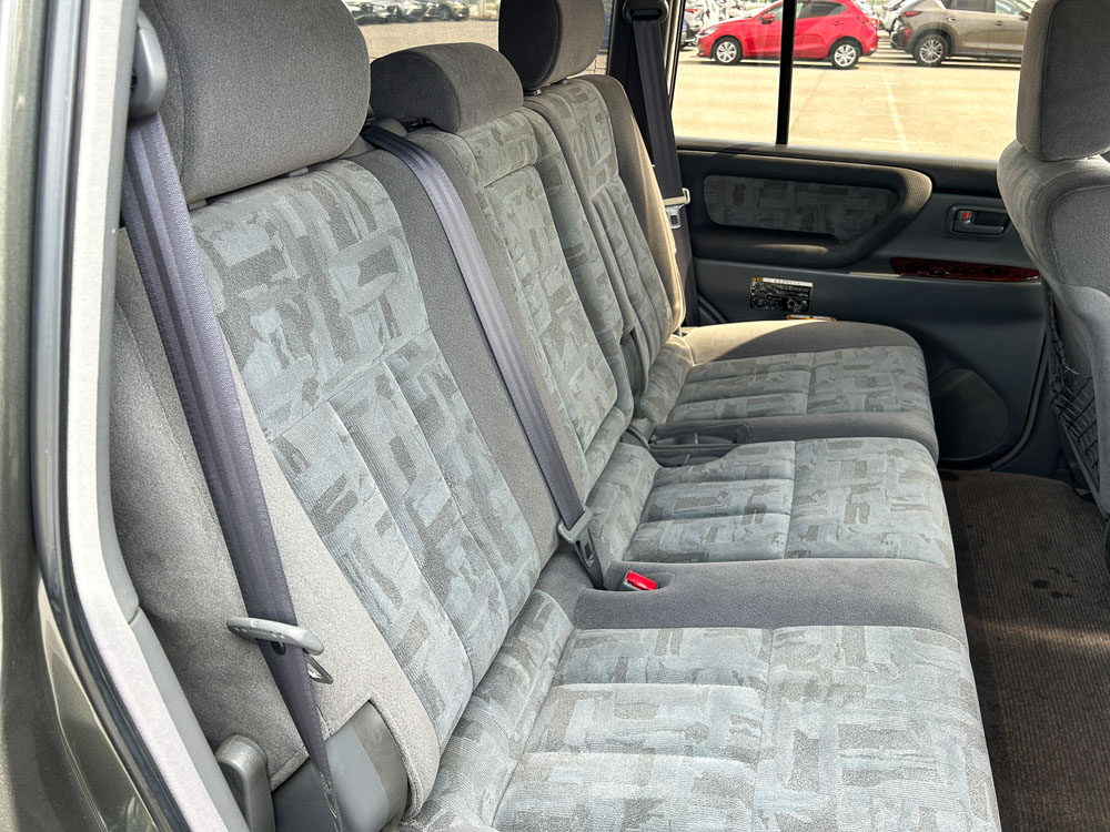 2001 Toyota Land Cruiser