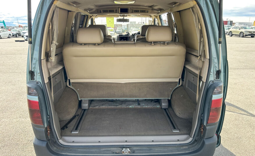 2000 Toyota Grand Hiace