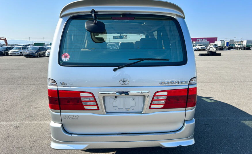 2000 Toyota Grand Hiace