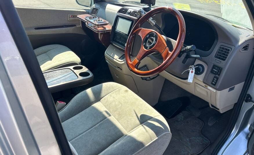 2000 Toyota Grand Hiace