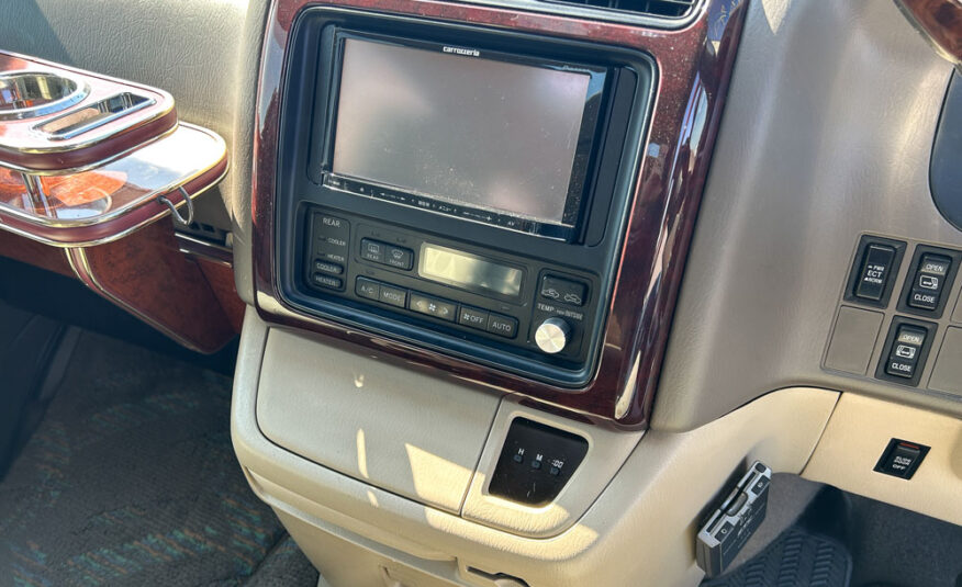 2000 Toyota Grand Hiace
