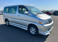 2000 Toyota Grand Hiace