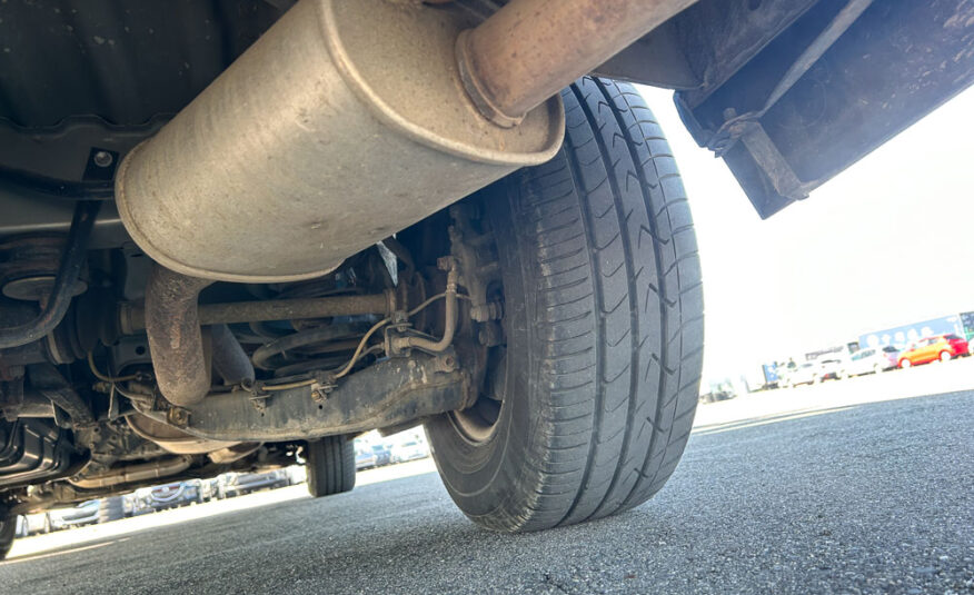 2000 Toyota Grand Hiace