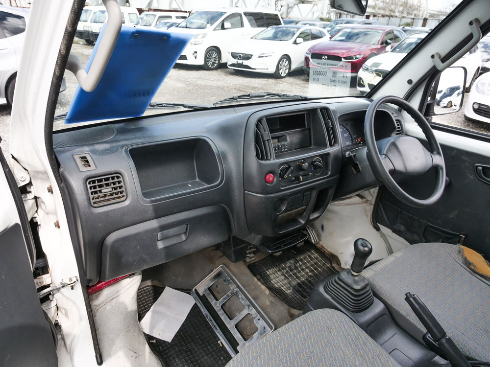 2001 Suzuki Carry