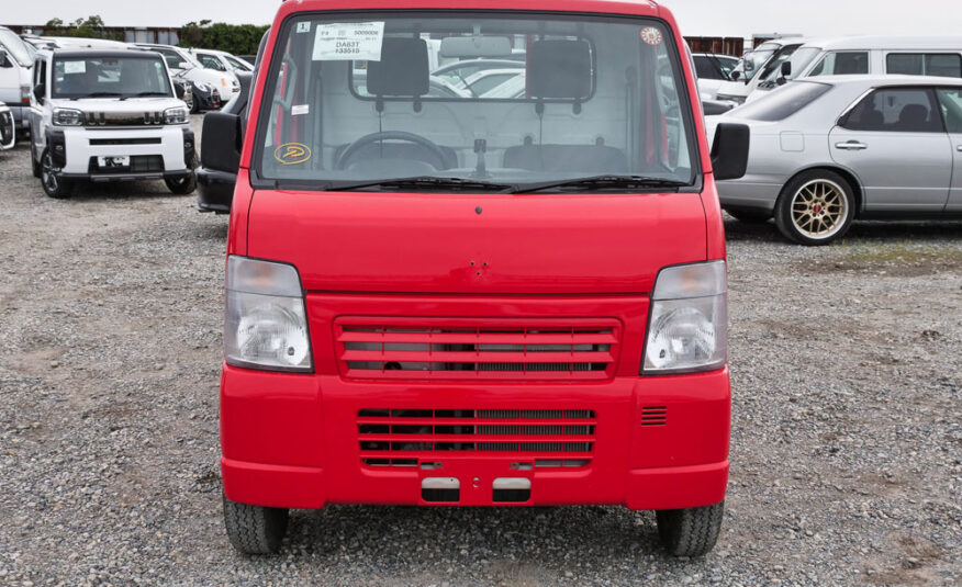 2002 Suzuki Carry rouge vue de devant