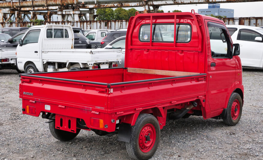 2002 Suzuki Carry rouge vue de côté