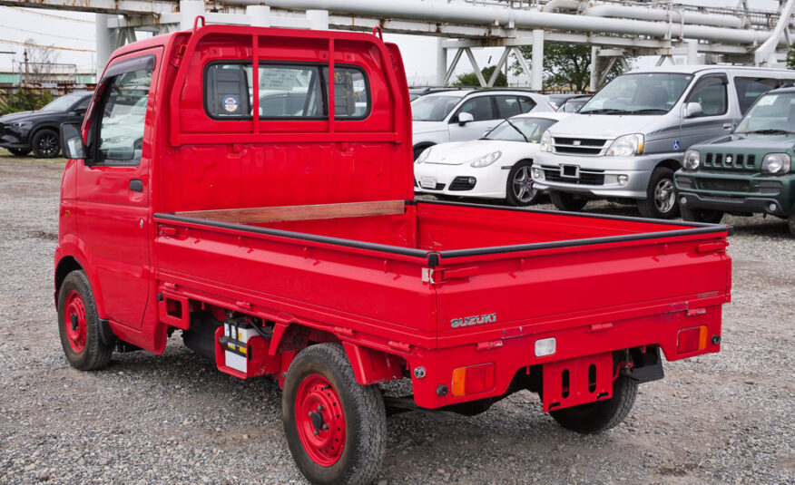 2002 Suzuki Carry rouge vue de côté