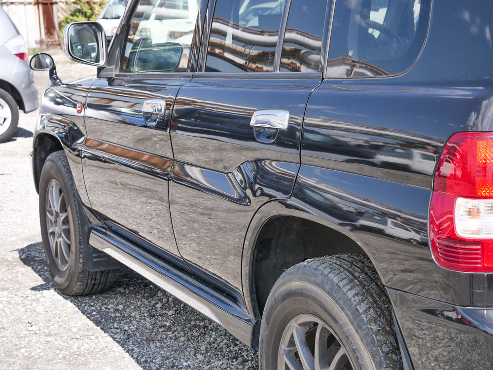 2001 Mitsubishi Pajero IO