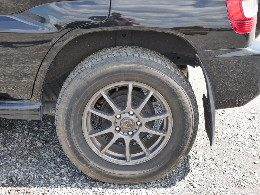 2001 Mitsubishi Pajero IO