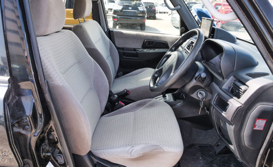 2001 Mitsubishi Pajero IO