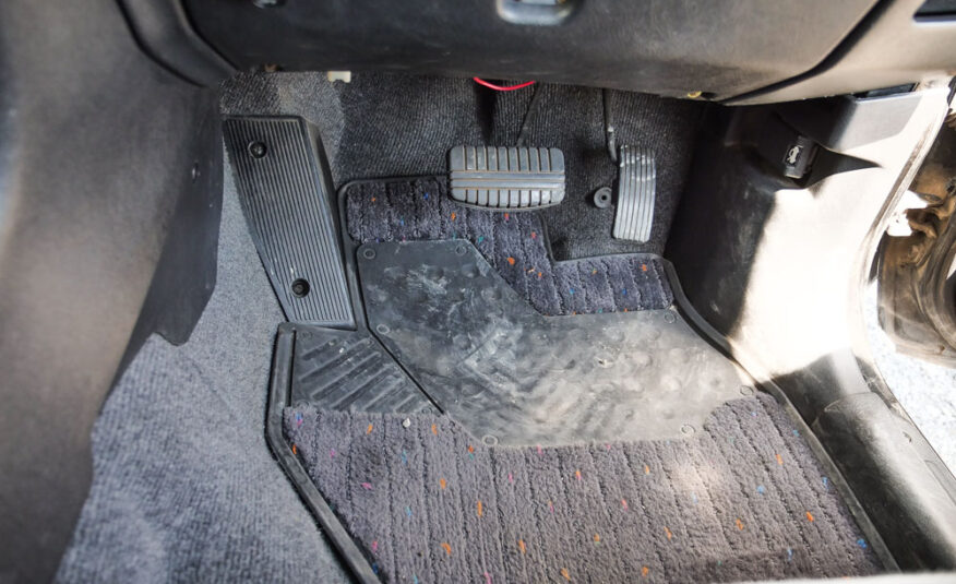 2001 Mitsubishi Pajero IO