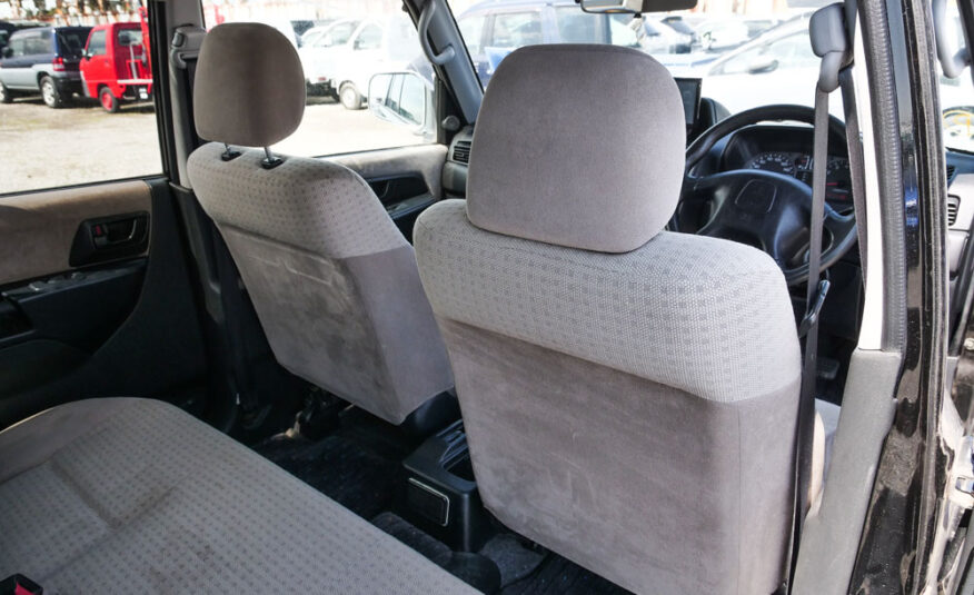 2001 Mitsubishi Pajero IO