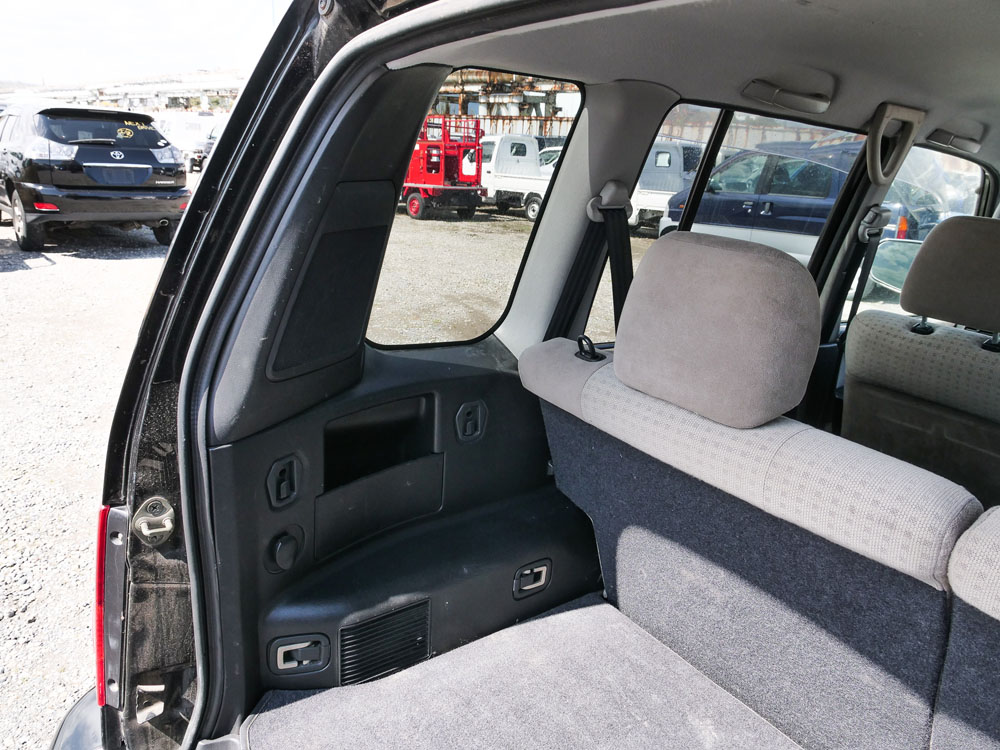 2001 Mitsubishi Pajero IO