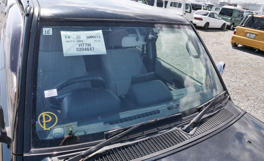 2001 Mitsubishi Pajero IO