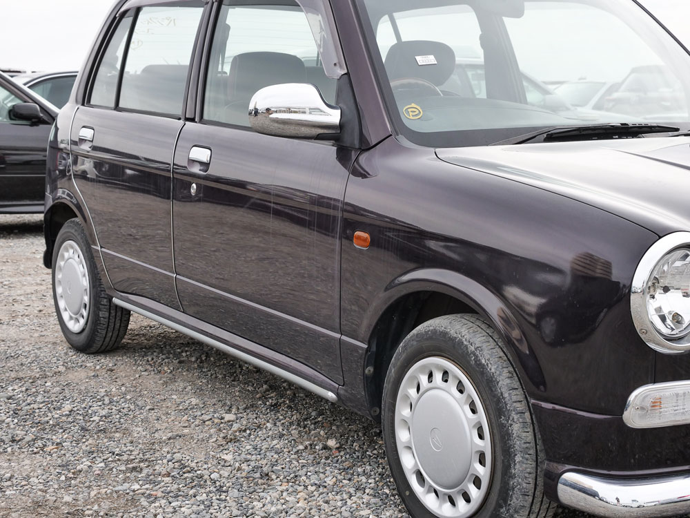 1999 Daihatsu Mira Gino