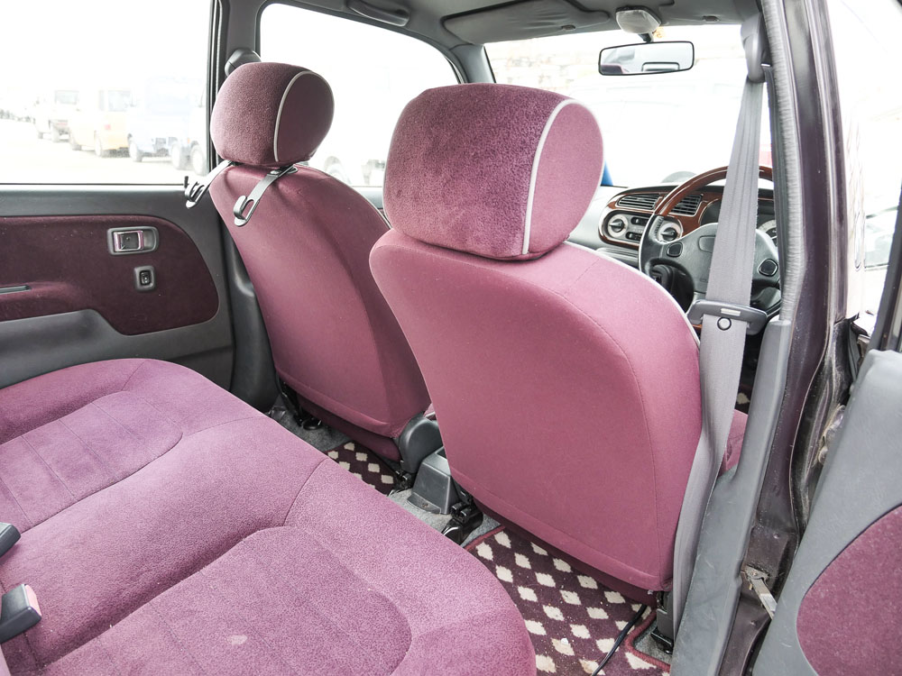 1999 Daihatsu Mira Gino