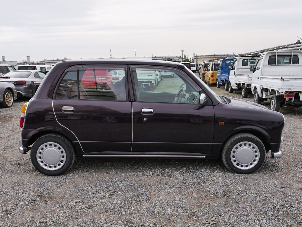 1999 Daihatsu Mira Gino