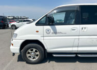 2000 Mitsubishi Delica Chamonix Left Side View