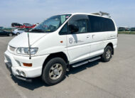 2000 Mitsubishi Delica Chamonix Left Side View