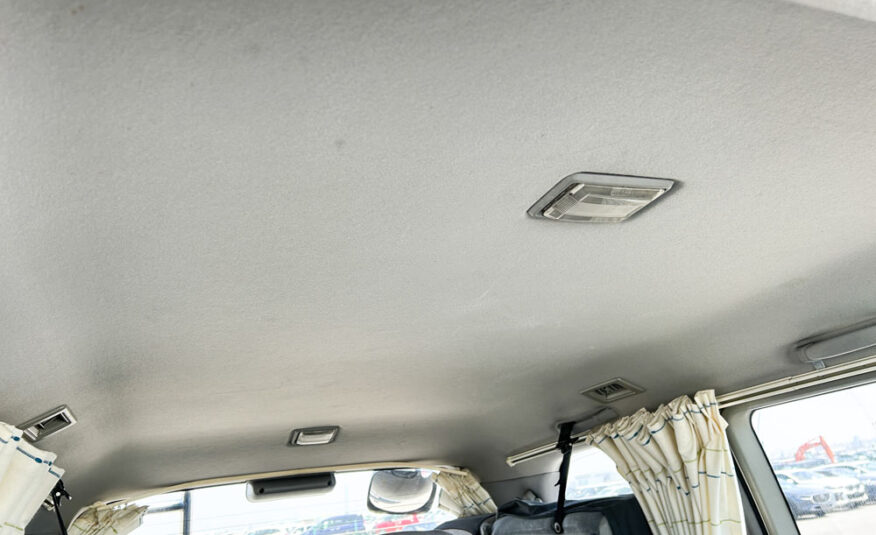 2000 Mitsubishi Delica