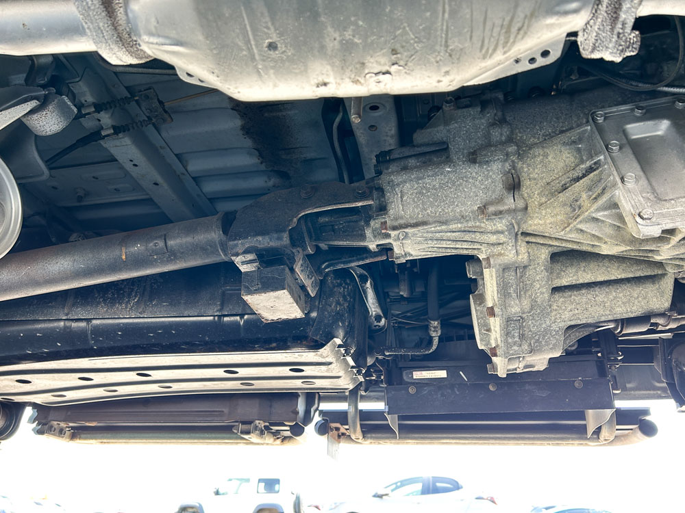 2000 Mitsubishi Delica