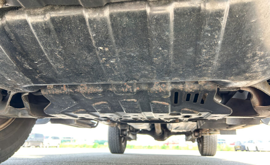 2000 Mitsubishi Delica