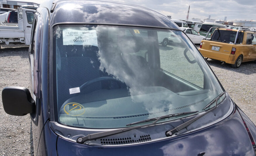 2000 Daihatsu Atrai