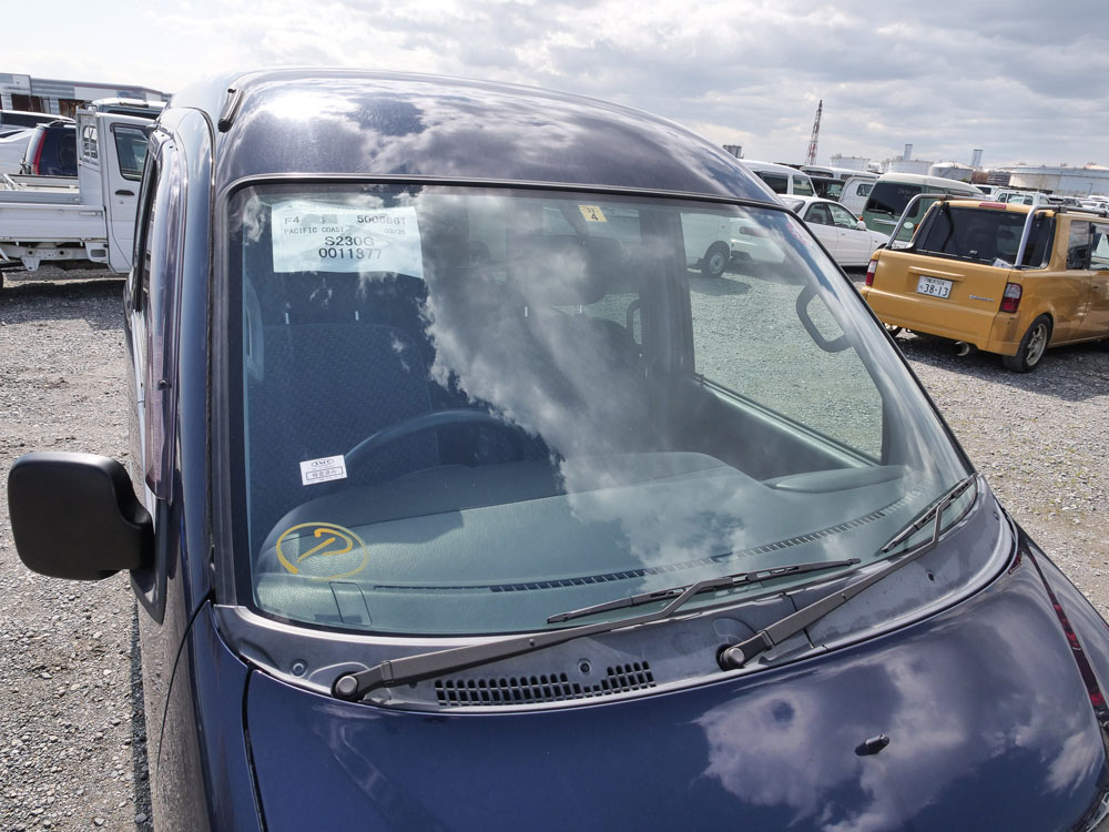 2000 Daihatsu Atrai